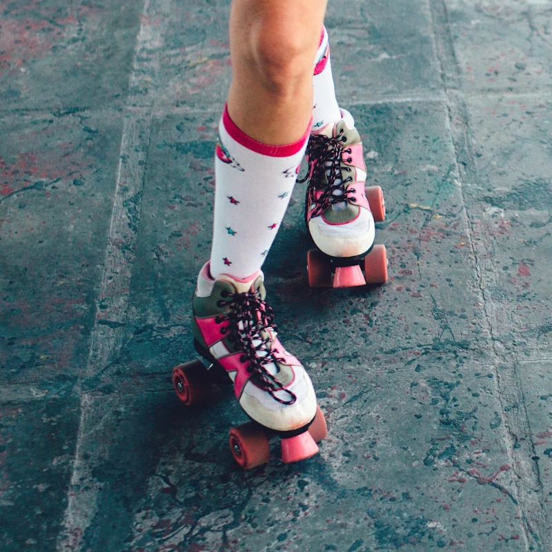 Home skate girl socks